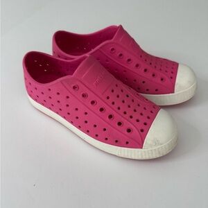Native Shoes Kids' Jefferson Pink Slip-On Shoe Size 2